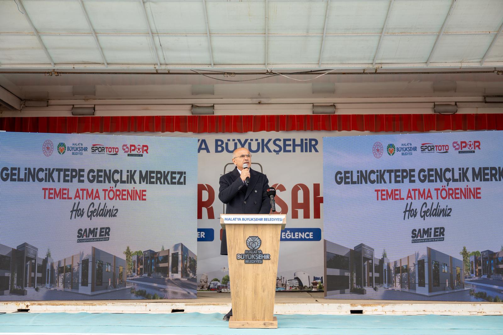 “SPOR KOMPLEKSLERİYLE MALATYA CAZİBE MERKEZİ OLACAK"