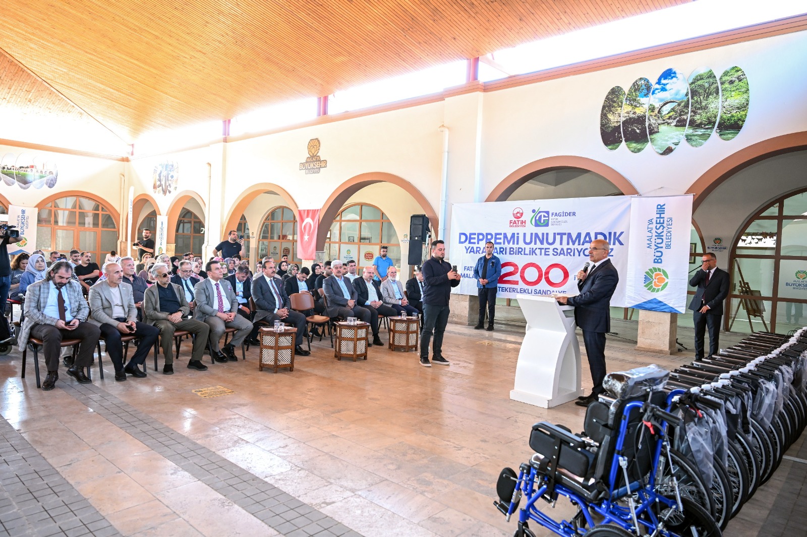 Tekerlekli Sandalye Dağıtım Töreninde Konuşan Başkan Er,