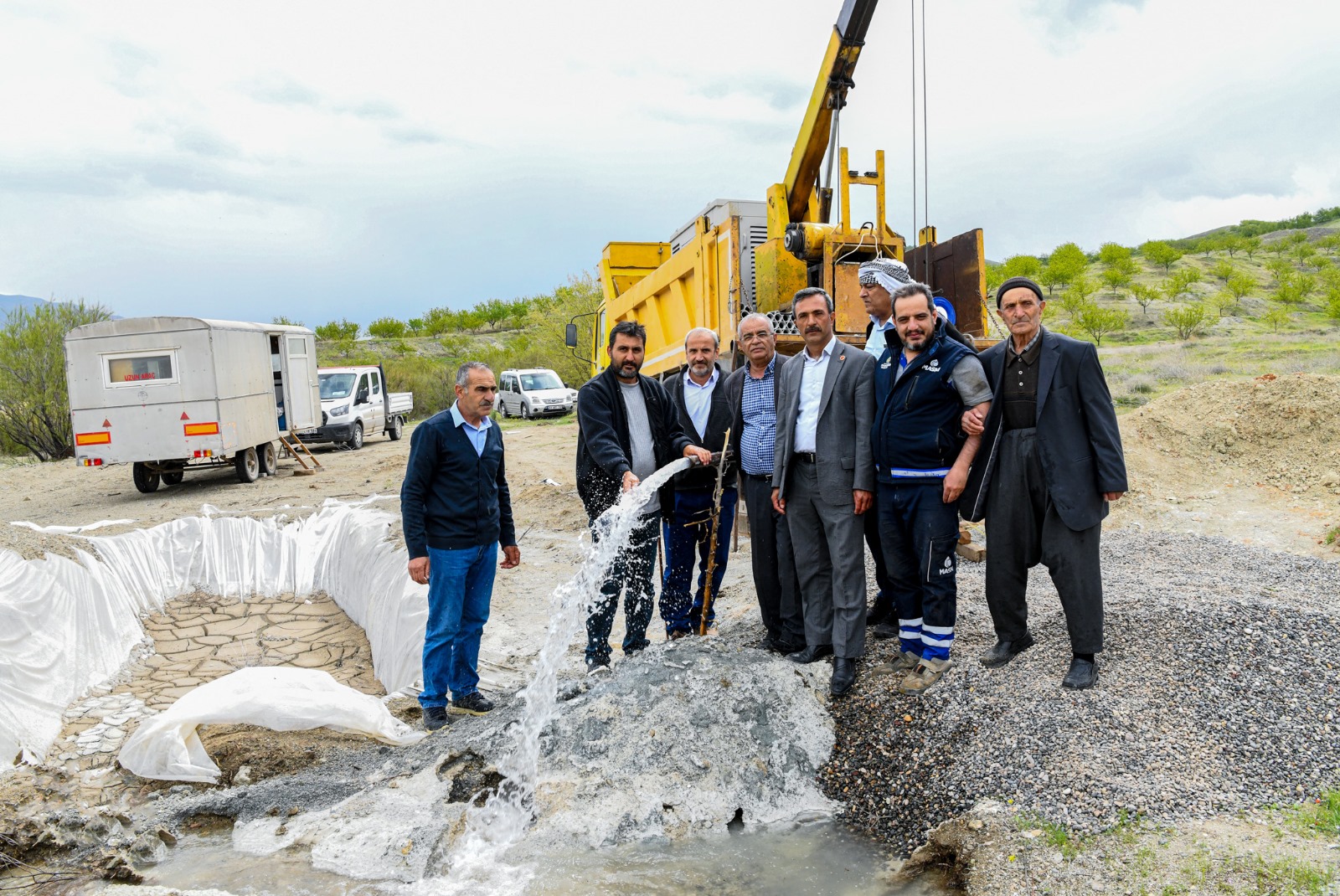 TOPRAĞIN ALTINDAN GELEN MÜJDE: MEYDANCIK'A TEMİZ İÇME SUYU