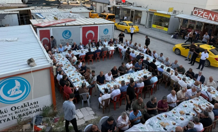 Ülkü Ocakları Malatya’da Mevlit Programıyla Milli Birlik ve Beraberlik Mesajı Verdi