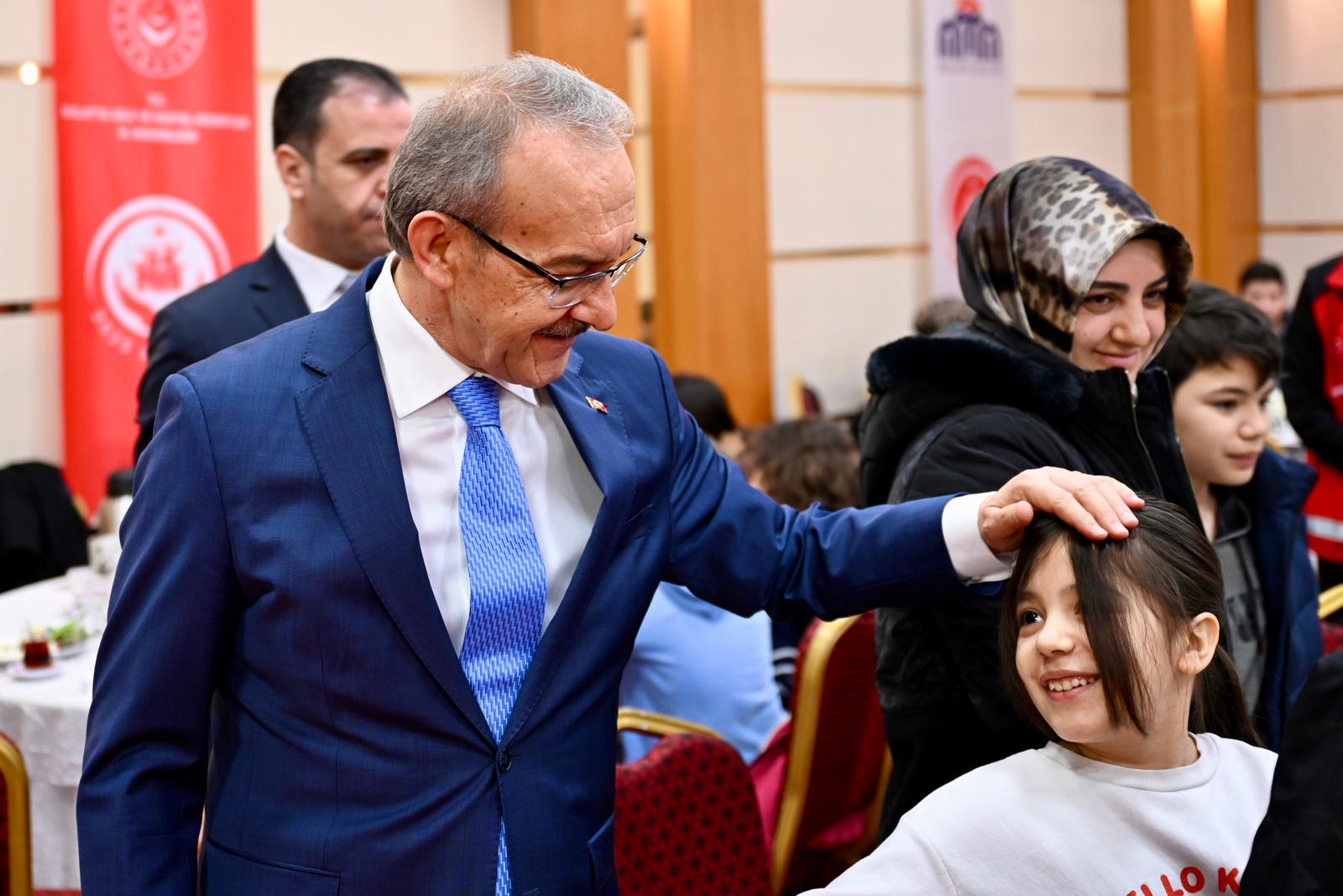 Vali Seddar Yavuz: Ebeveyn Kaybı Yaşayan Evlatlarımız Asla Yalnız Değil