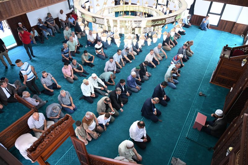 Vali Yavuz Yeşiltepe Eski Camii’nin Açılış Programına Katıldı