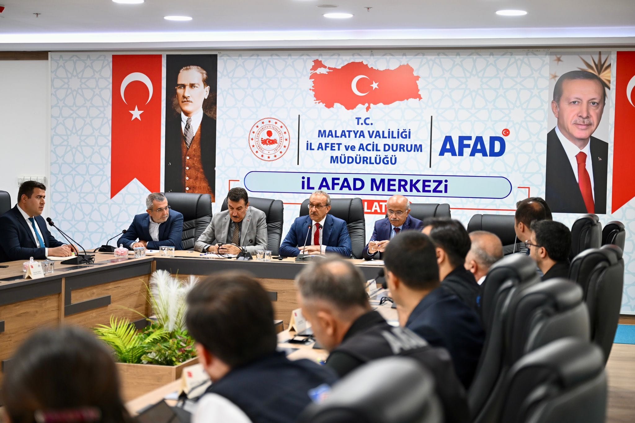 Valilik Emri:Kara Kış Gelmeden Bir Çok İşyeri Ve Konutlar Teslim Edilecek