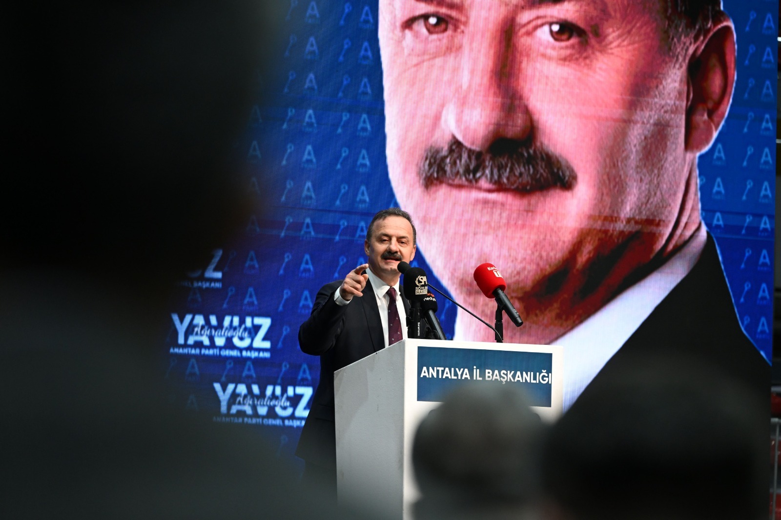 YAVUZ AĞIRALİOĞLU: KAMUDA LALE-SÜLALE DÖNEMİNE SON VERECEĞİZ