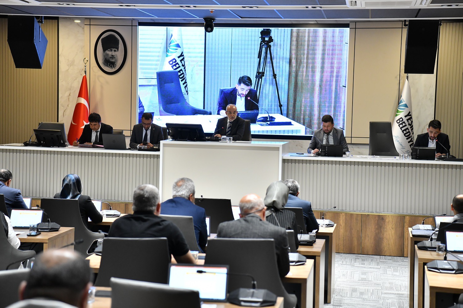 YEŞİLYURT BELEDİYE MECLİSİ, 32 MADDEYİ KARARA BAĞLADI