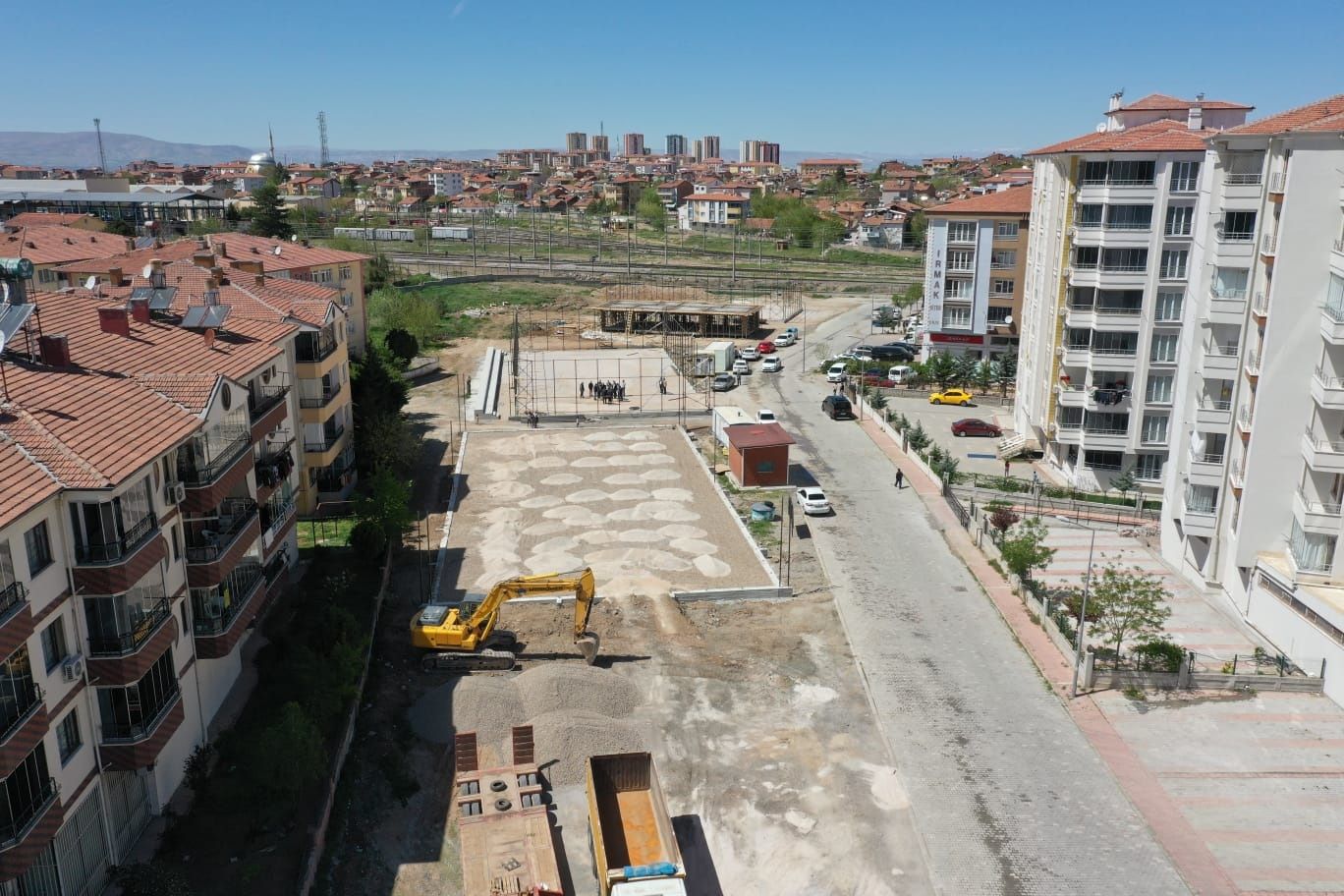 Yeşilyurt Belediyesi, İnönü Mahallesine Dev Bir Spor Kompleksi Kuruyor