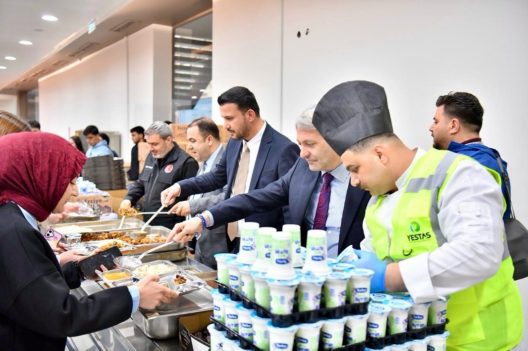 YEŞİLYURT BELEDİYESİ’NDEN İNÖNÜ ÜNİVERSİTESİ YAŞAM MERKEZİ’NDE GÖNÜL SOFRASI!