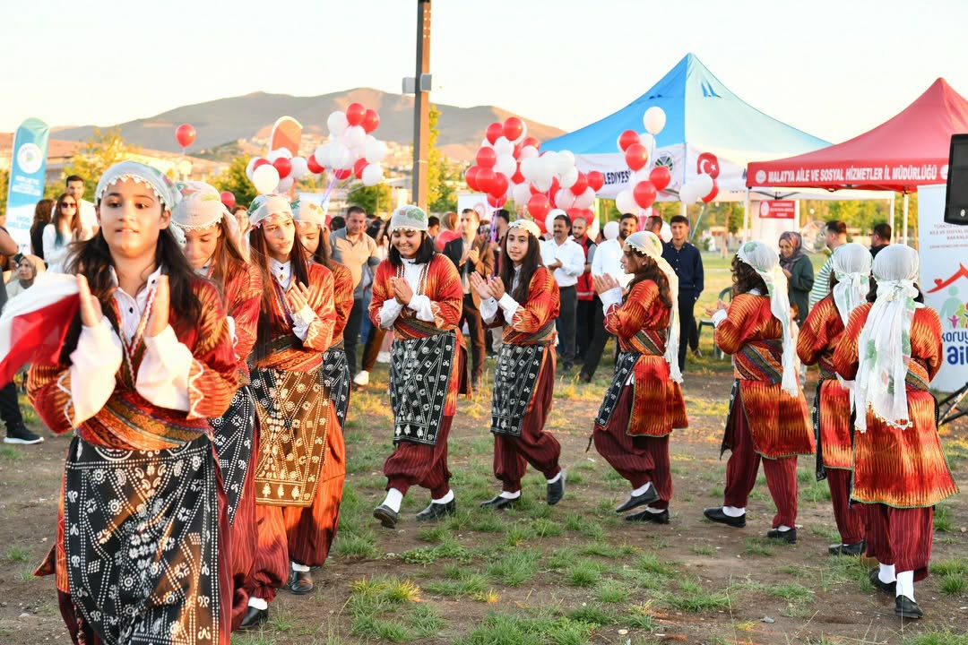 YEŞİLYURT’TA "KORUYUCU AİLE GÜNÜ" COŞKUSU!