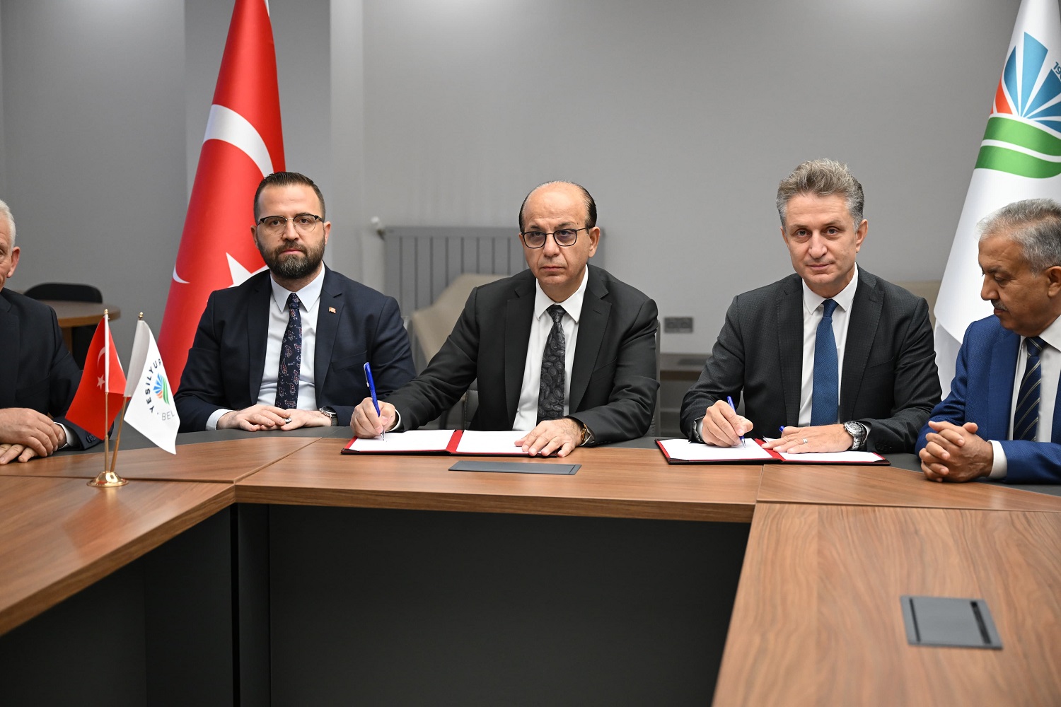 YEŞİLYURT’TAKİ LEZZET CADDESİ İÇİN PROTOKOL İMZALANDI