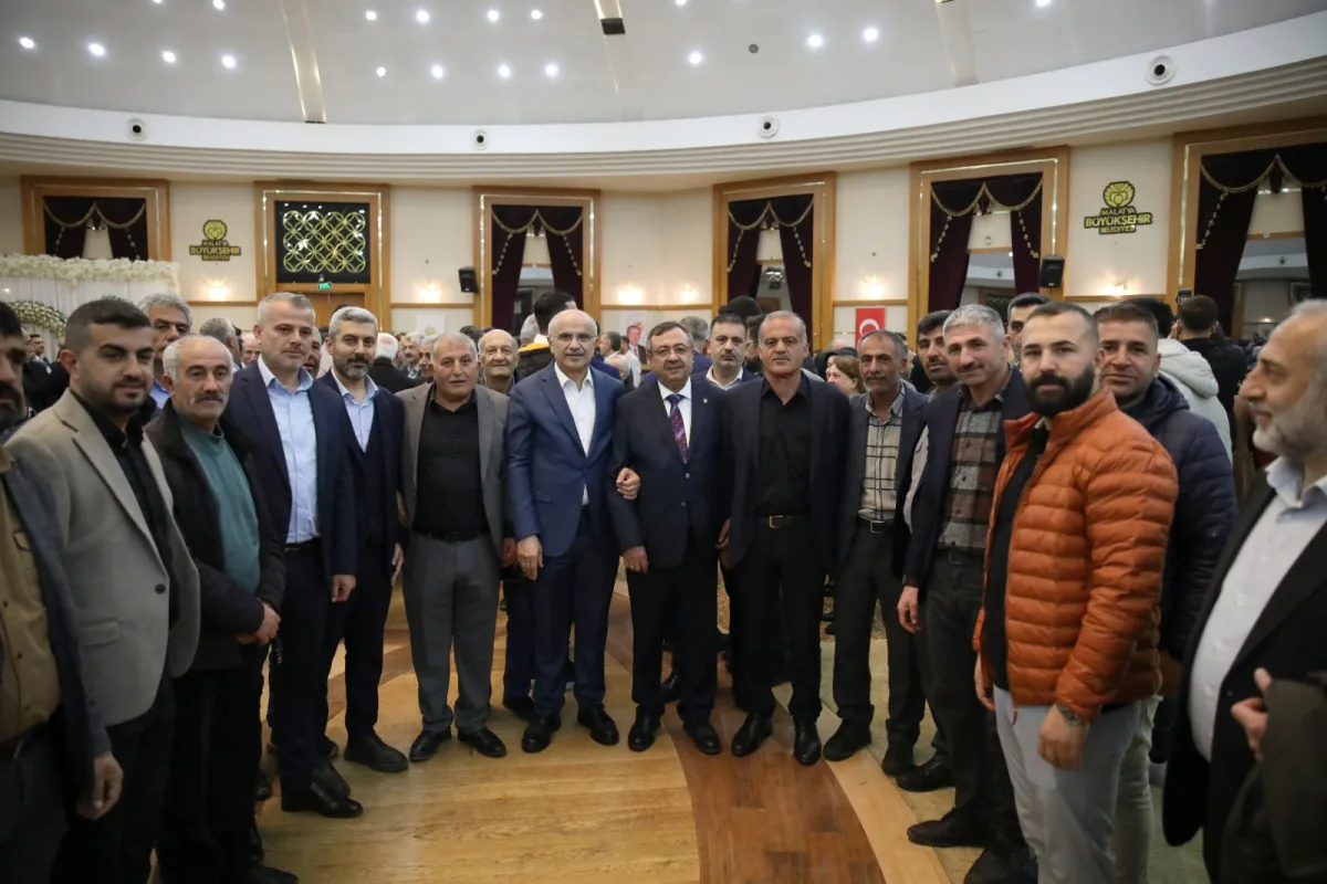 AK Parti Malatya İl Teşkilatı Bayramlaşma Programında Bir Araya Geldi
