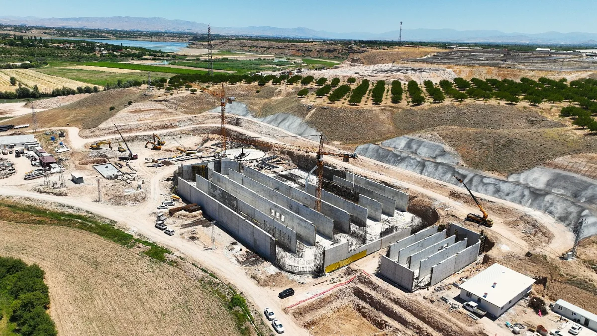 ER “MASKİ GENEL MÜDÜRLÜĞÜ TARAFINDAN 2.2 MİLYARLIK ALTYAPI ÇALIŞMASI YAPILIYOR”