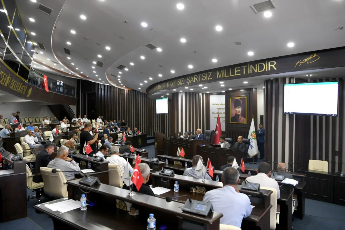 Büyükşehir Belediye Meclis Toplantısında konuşan Başkan Sami Er;