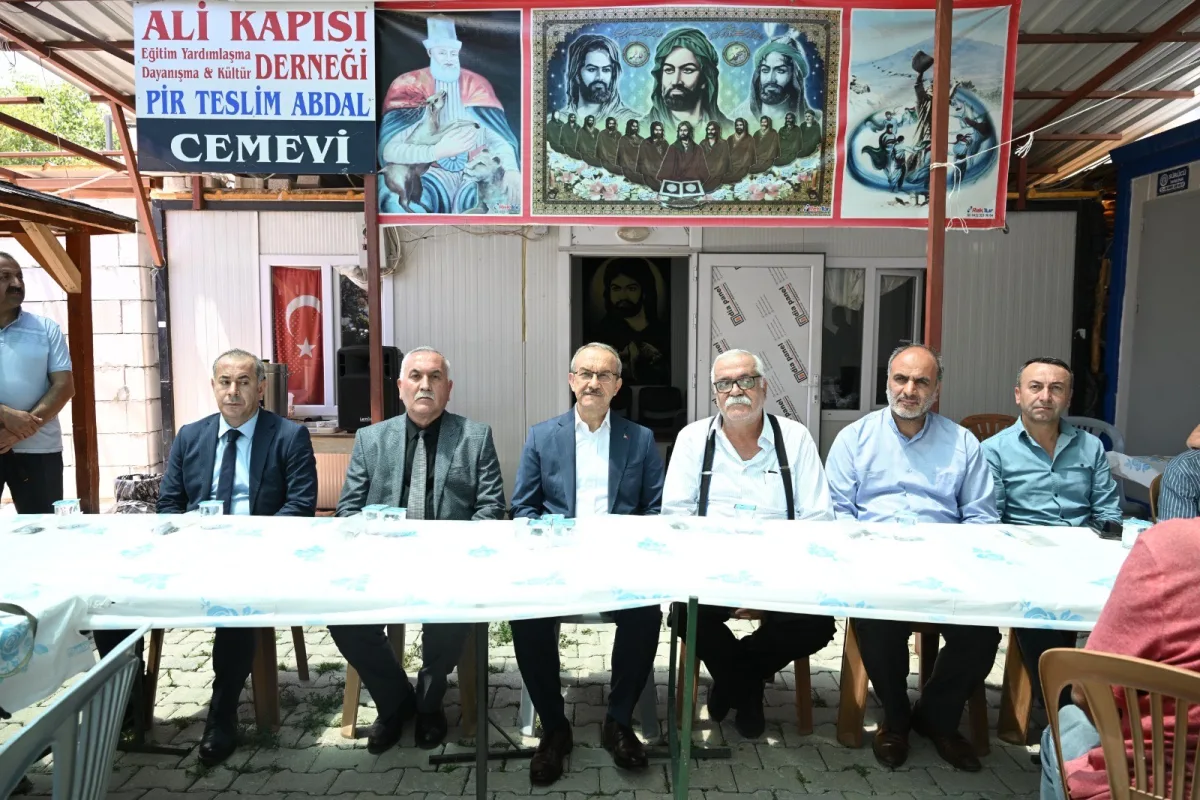 Vali Yavuz  Aşure ve Lokma Etkinliğine Katıldı