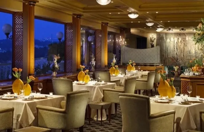 Elektraweb’den Restoranlara Akıllı Dijital Menü Çözümü